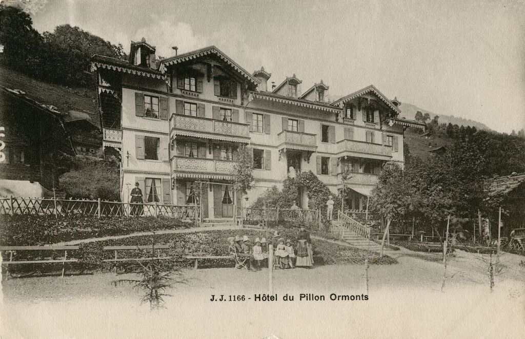 Hotel Du Pillon Les Diablerets Histoire.jpg