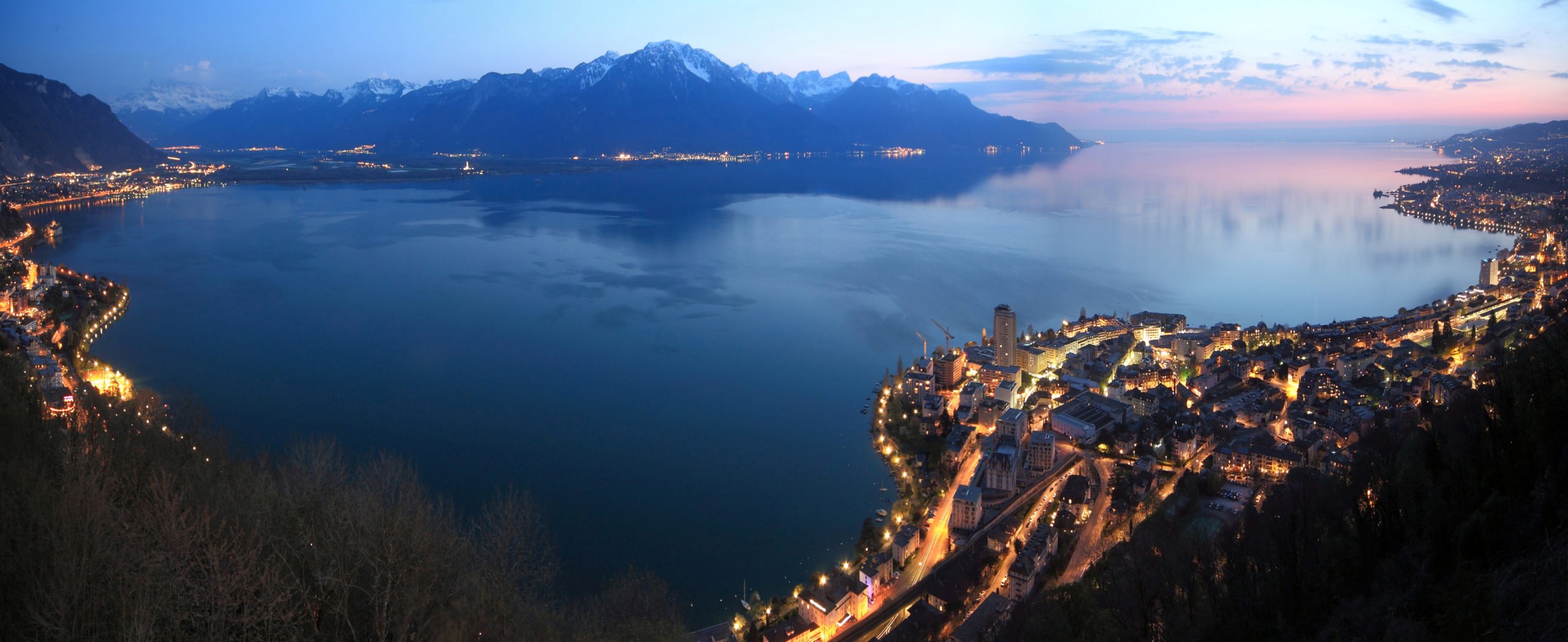 Panorama Montreux Nuit.jpg