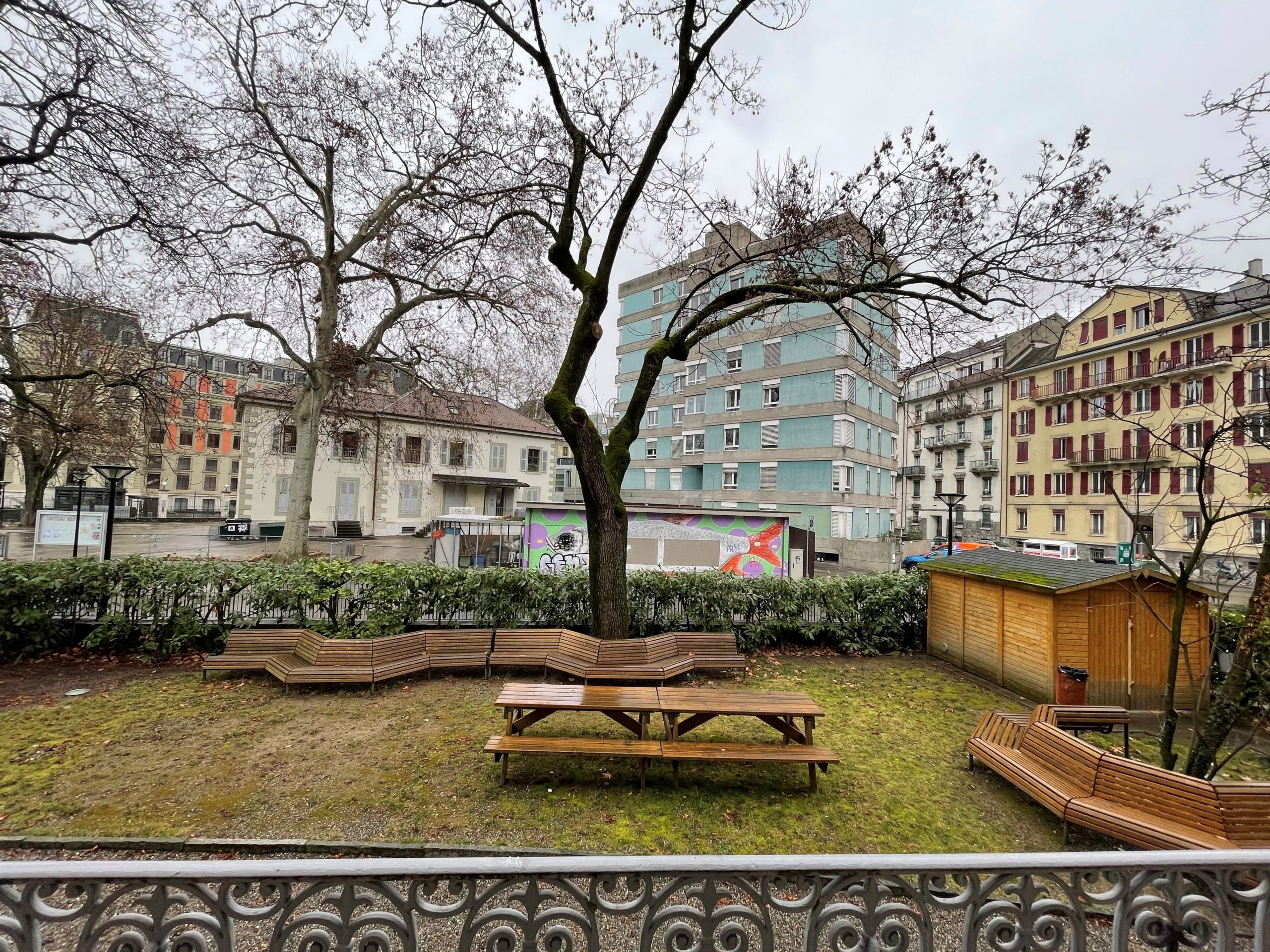 Geneva Hostel Jardin.jpg